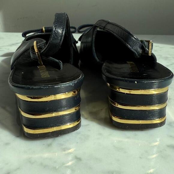 Bruno Magli Italy Bow Slingback Kitten Heels Navy Gold Women’s 7.5B - Picture 4 of 8